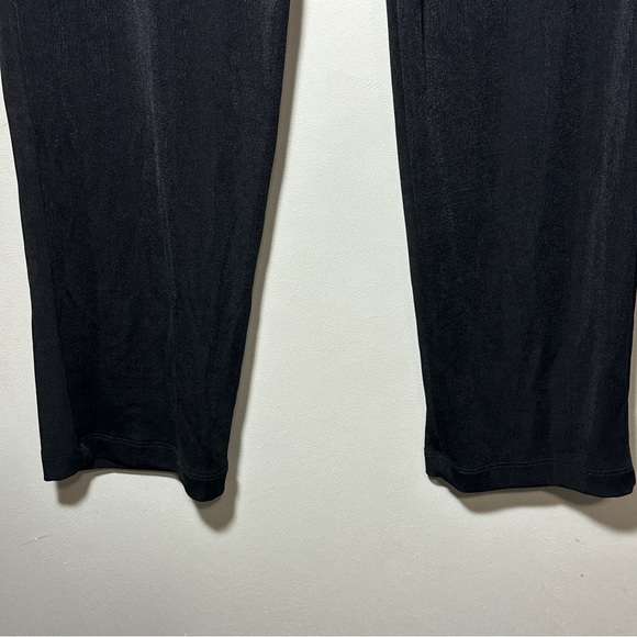 Chico’s Travelers Black Essential Slim Pants Size 1R - Picture 3 of 7